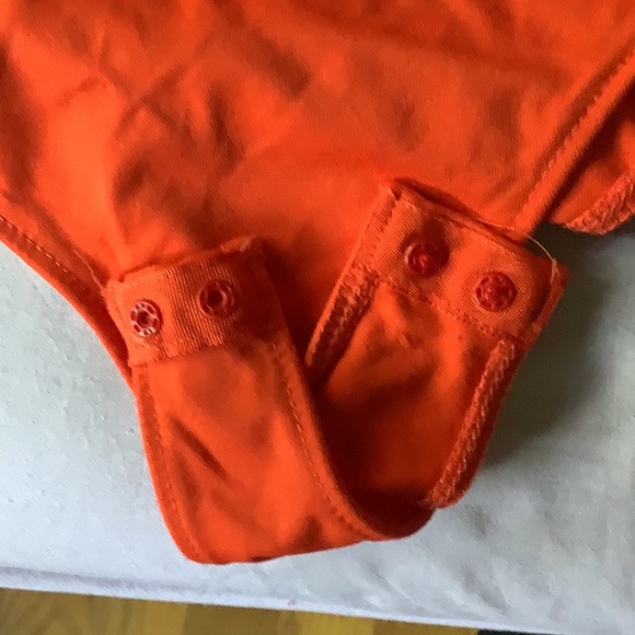 Lot of 2 Orange Bodysuits Women’s Size Medium - Picture 3 of 7